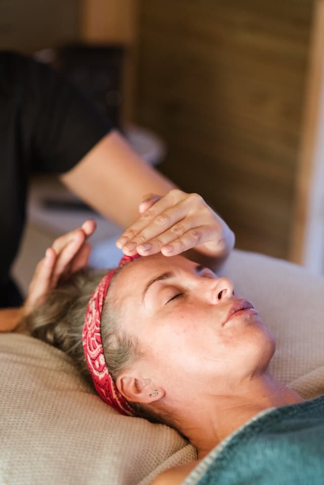 Holistic Massage – What Are Holistic Massages and Best Places Near Boca Raton