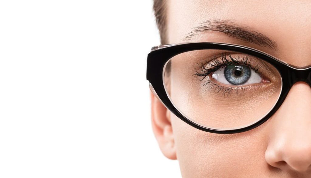 Eye Lift Treatment vs. Eye Lift Surgery